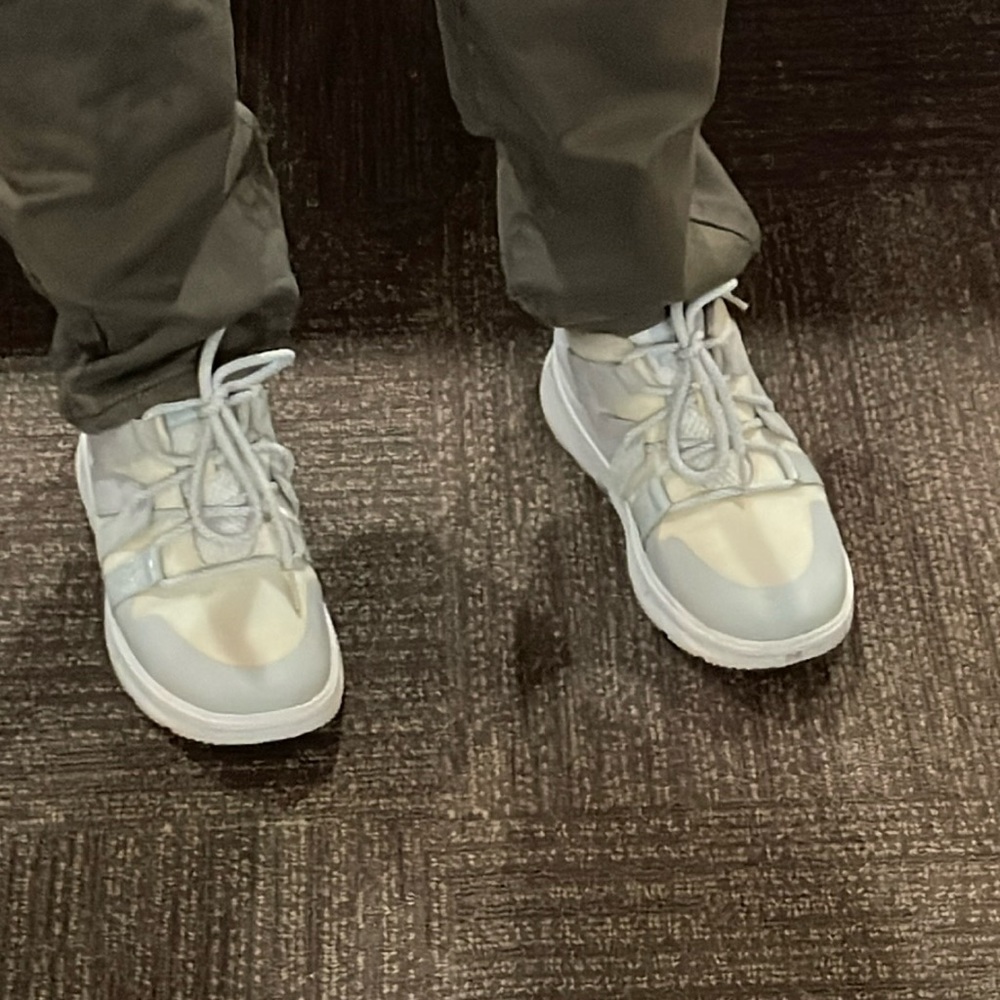 Fit-flop Cream & Grey Sneakers